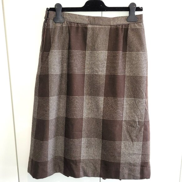 Vintage Dior Sport Wool Plaid Skirt Brown Size 12 - Picture 4 of 9